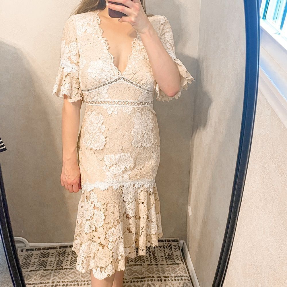 Saylor Maggie Lace Sheath Dress Beige Cream M